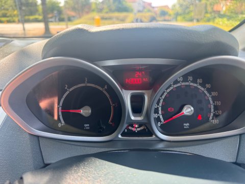 Ford Fiesta ZETEC TDCI 17