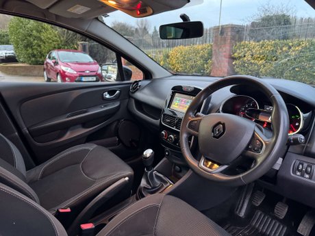 Renault Clio 1.5 Clio Iconic dCi 5dr 22