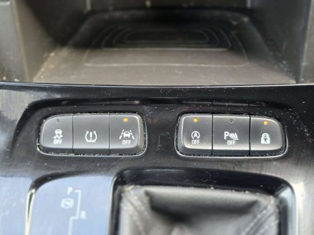 Vauxhall Grandland X 1.6 Turbo D BlueInjection Sport Nav SUV 5dr Diesel Auto Euro 6 (s/s) (120 p 25