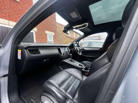 Porsche Macan 3.0 Macan GTS Semi-Auto 4WD 5dr 13