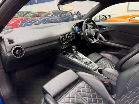 Audi TT 2.0 TFSI Coupe 3dr Petrol S Tronic quattro Euro 6 (s/s) (310 ps) 38