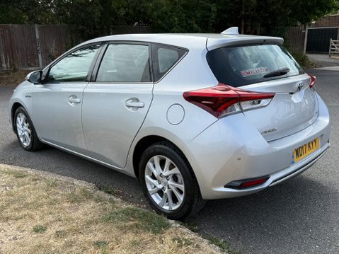 Toyota Auris VVT-I BUSINESS EDITION TSS 6
