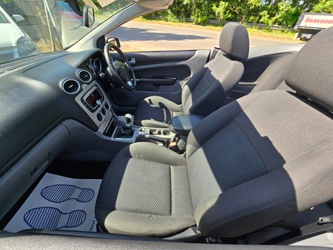 Ford Focus CC2 23