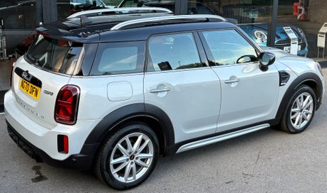Mini Countryman Cooper 1.5 Petrol Automatic Sport Comfort Plus Navigation 5 door - CARPLAY 10