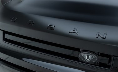 Land Rover Defender 90 D250 X-Dynamic SE URBAN 30