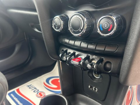 Mini Hatch 1.5 Cooper Euro 6 (s/s) 5dr 30