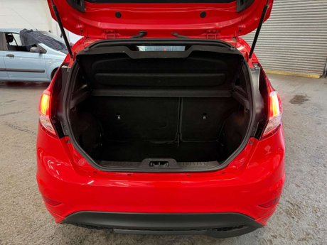 Ford Fiesta 1.0T EcoBoost ST-Line Euro 6 (s/s) 3dr 32