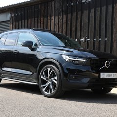 Volvo XC40 B4 R-Design Pro AWD MHEV - Pan Roof, Leather, Apple CarPlay 2