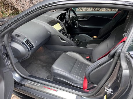 Jaguar F-Type 2.0i Chequered Flag Auto Euro 6 (s/s) 2dr 84