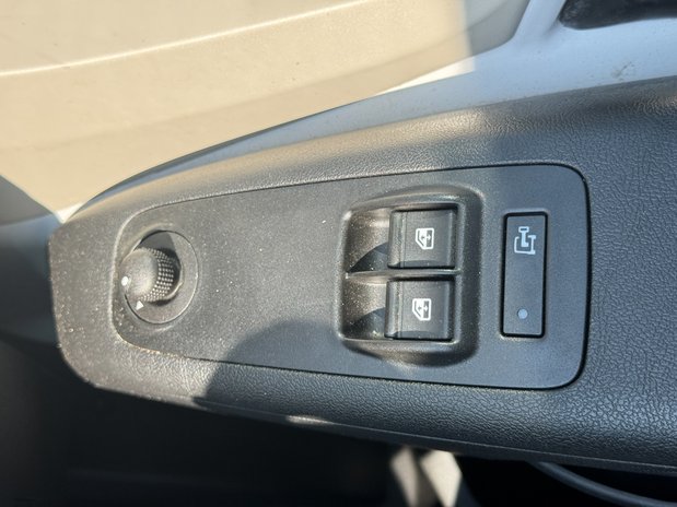 Citroen Relay MWB L2H2 Medium Roof Enterprise 35 Air Con Nav EURO 6 SELECT 24
