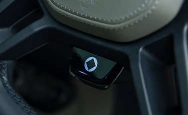 Land Rover Defender 110 OCTA EDITION ONE 15