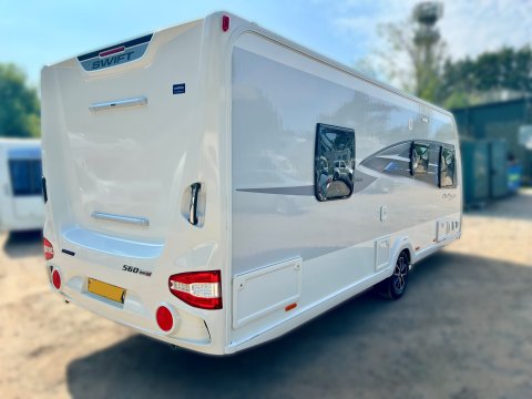 Swift Challenger Exclusive 560 SE 7