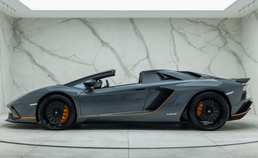 Lamborghini Aventador S LP 740-4 ROADSTER 5