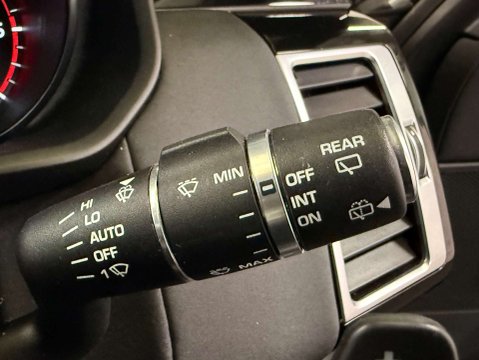 Land Rover Discovery 3.0 Discovery SE SD6 Auto 4WD 42