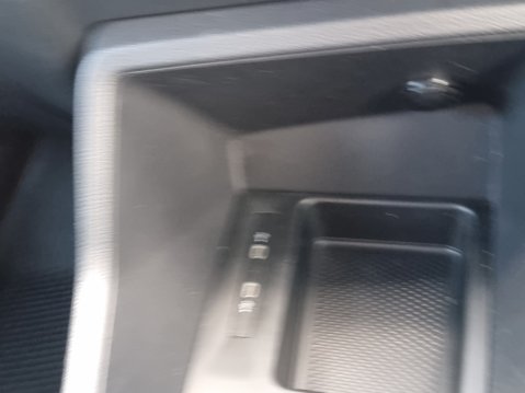 Volkswagen Caddy Maxi C20 TDI COMMERCE 37