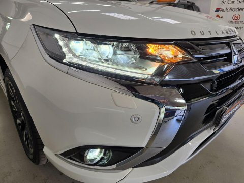 Mitsubishi Outlander 2.0h 12kWh 5hs CVT 4WD Euro 6 (s/s) 5dr 54