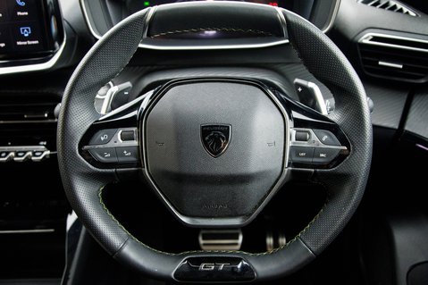 Peugeot 2008 PURETECH EAT8 S/S GT 15