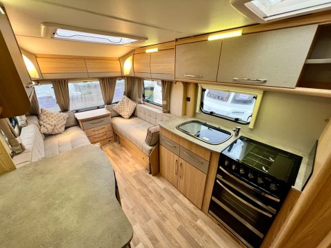 Coachman Amara 450-2 14