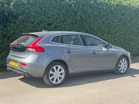 Volvo V40 2.0 D3 Inscription Hatchback 5dr Diesel Auto Euro 6 (s/s) (150 ps) 26