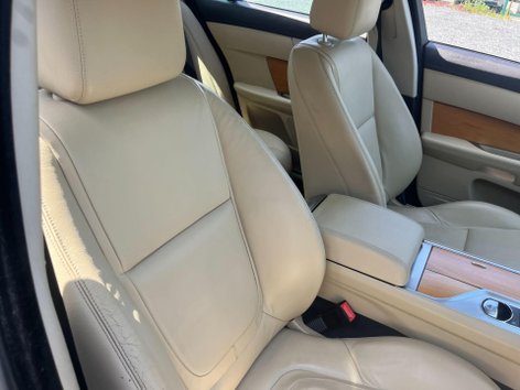 JAGUAR XF 2.2D SE BUSINESS AUTO EURO 5 S S 4DR YEAR 2015 15...