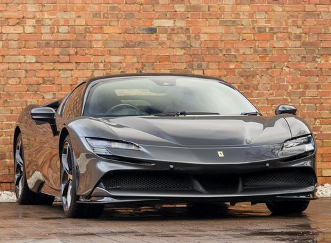 Ferrari SF90 Stradale 1