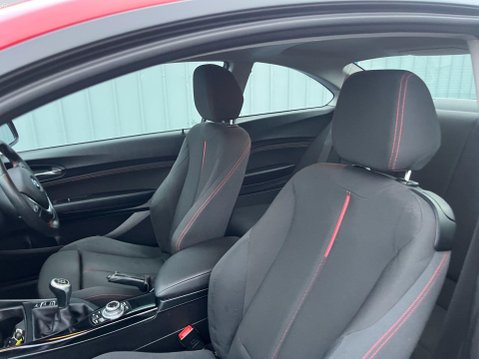 BMW 2 Series 1.5 218i Sport Euro 6 (s/s) 2dr 26