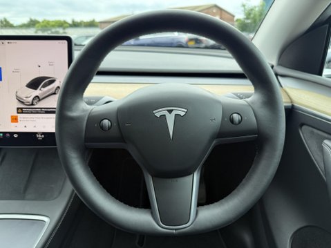 Tesla Model Y (Dual Motor) Long Range SUV 5dr Electric Auto 4WDE (384 bhp) 33