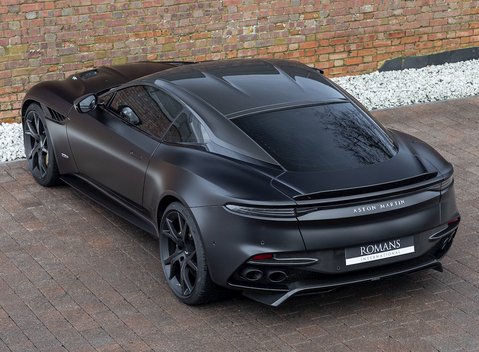 Aston Martin DBS Superleggera 9