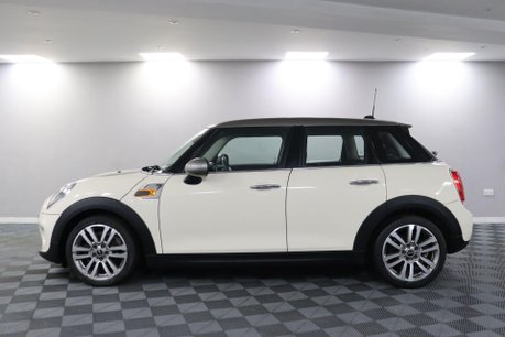 Mini Hatch COOPER SEVEN 18