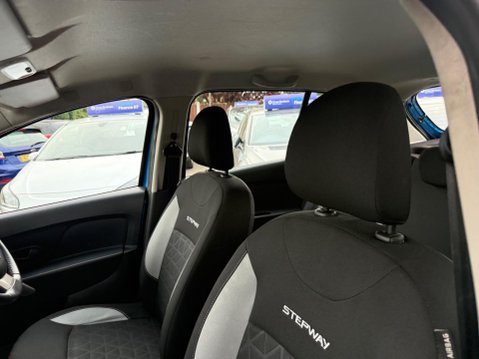 Dacia Sandero Stepway 1.5 dCi Laureate Euro 6 (s/s) 5dr 35