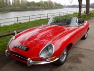 Jaguar E-Type S1½ 4.2 Roadster 2