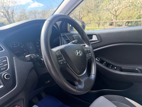 Hyundai i20 1.0 T-GDi SE Euro 6 5dr 12
