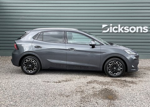 MG MG4 EV URBAN 53.9kWh PREMIUM LONG RANGE 8