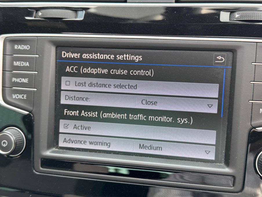 2016 Volkswagen Golf — image 16