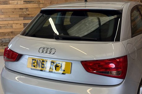 Audi A1 1.2 TFSI SE Hatchback 3dr Petrol Manual Euro 5 (s/s) (86 ps) 61