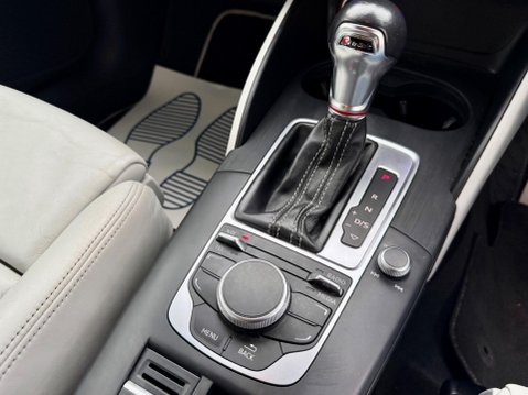 Audi S3 2.0 TFSI S Tronic quattro Euro 6 (s/s) 3dr (Nav) 8
