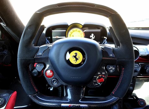 Ferrari LaFerrari 37