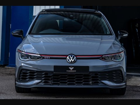 Volkswagen Golf 2.0 Golf GTi Clubsport 45 TSi Semi-Auto 5dr 26