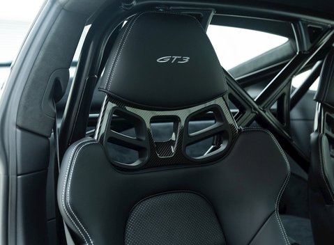 Porsche 911 GT3 (992) 11