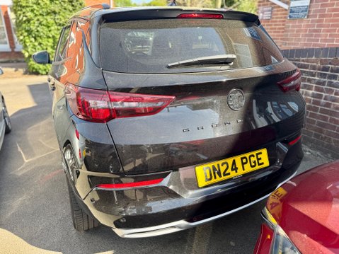 Vauxhall Grandland ULTIMATE 2
