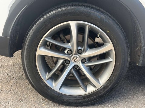 MG HS 1.5 T-GDI Excite SUV 5dr Petrol Manual Euro 6 (s/s) (162 ps) 40