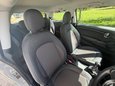 Mini Hatch COOPER 28