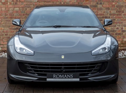 Ferrari GTC4 Lusso 4