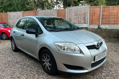 Toyota Auris TR VVT-I S/S -PART EXCHANGE TO CLEAR - MOT 25TH FEB 2027