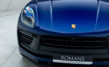 Porsche Macan GTS 35