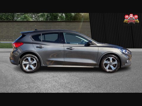 Ford Focus 1.0 8
