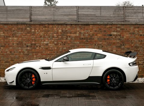 Aston Martin V12 Vantage AMR 2