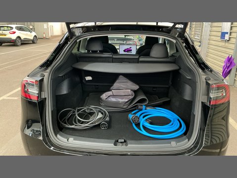Tesla Model Y (Dual Motor) Long Range SUV 5dr Electric Auto 4WDE (384 bhp) 10