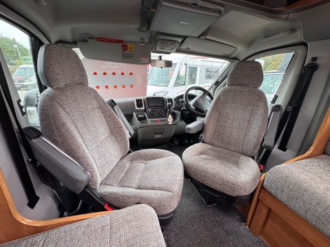 Auto-Trail Mohawk 42