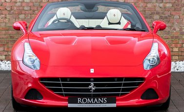 Ferrari California T HS 4